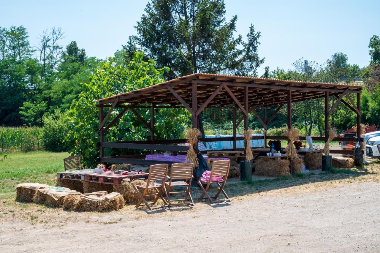Agriturismo Why Farm Marano Ticino Екстер'єр фото